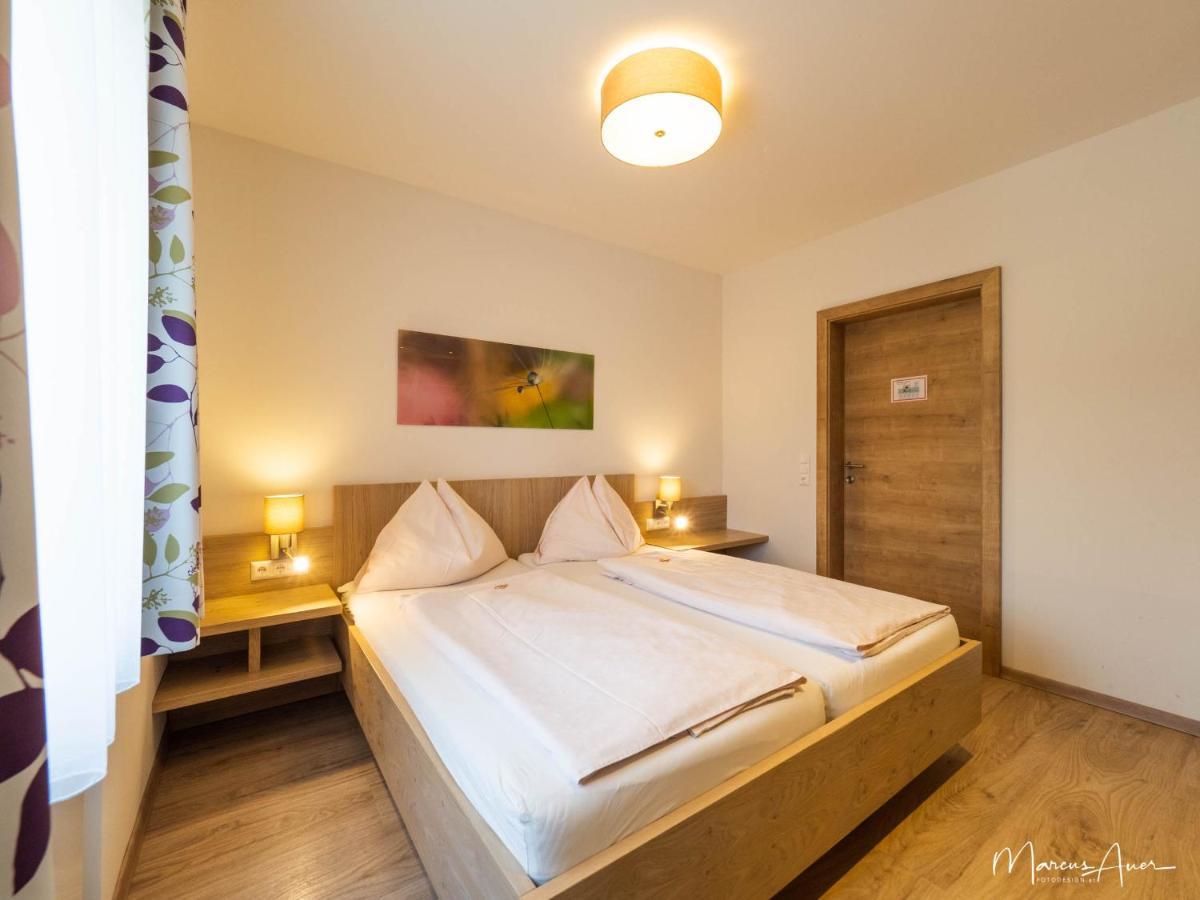 Pension Ehrenfried - Hotel Garni Kindberg Стая снимка