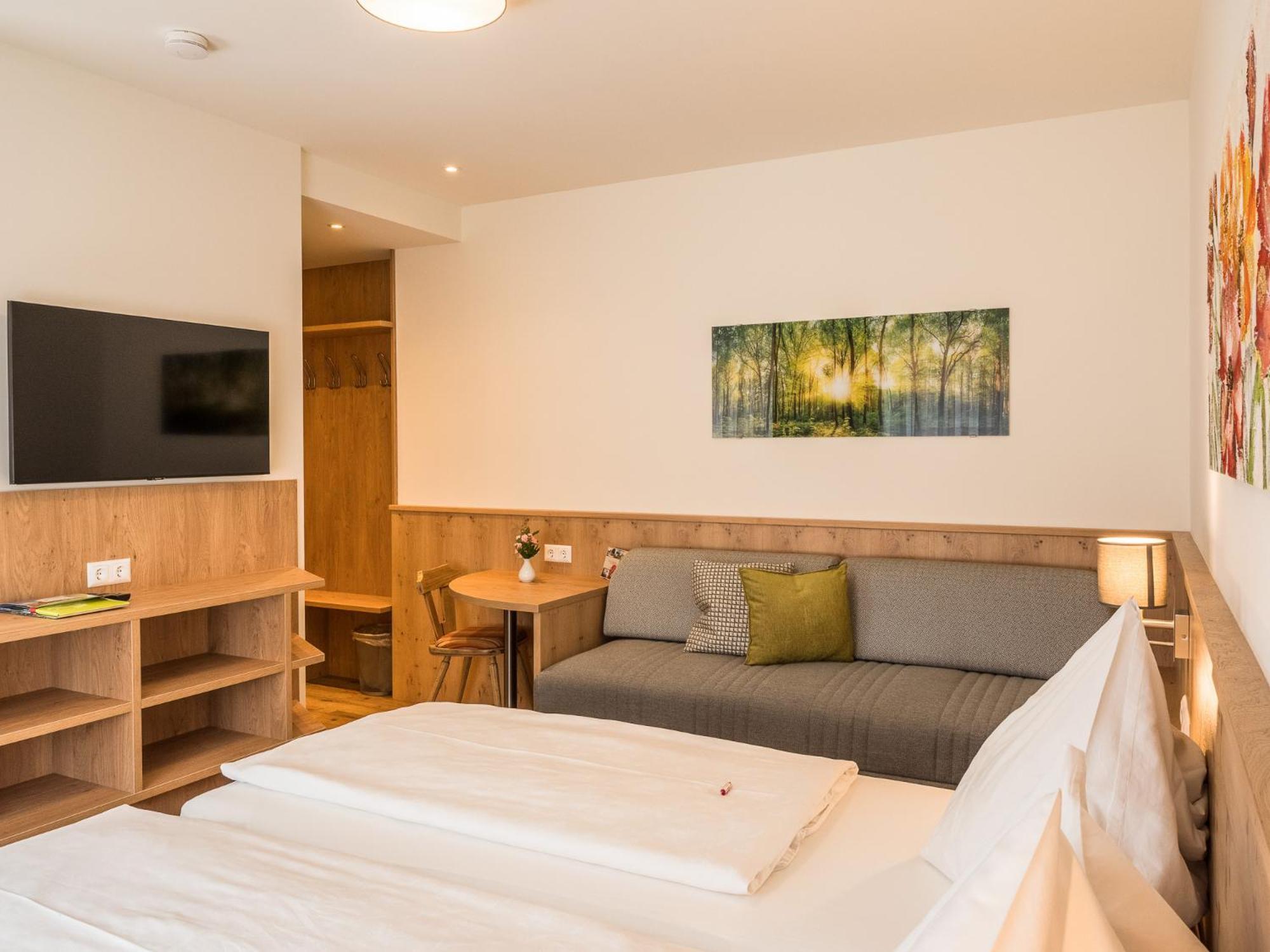 Pension Ehrenfried - Hotel Garni Kindberg Екстериор снимка