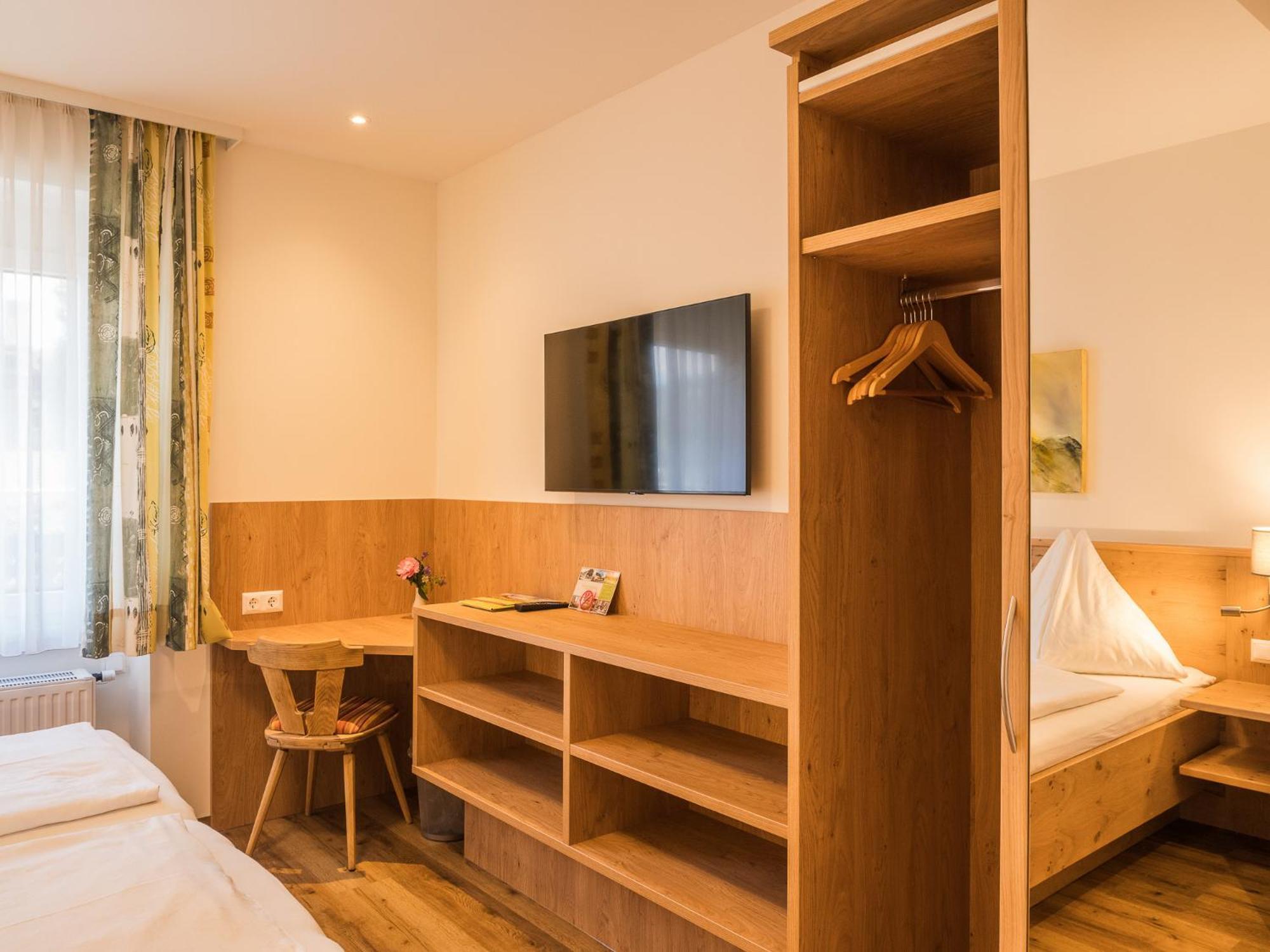 Pension Ehrenfried - Hotel Garni Kindberg Екстериор снимка