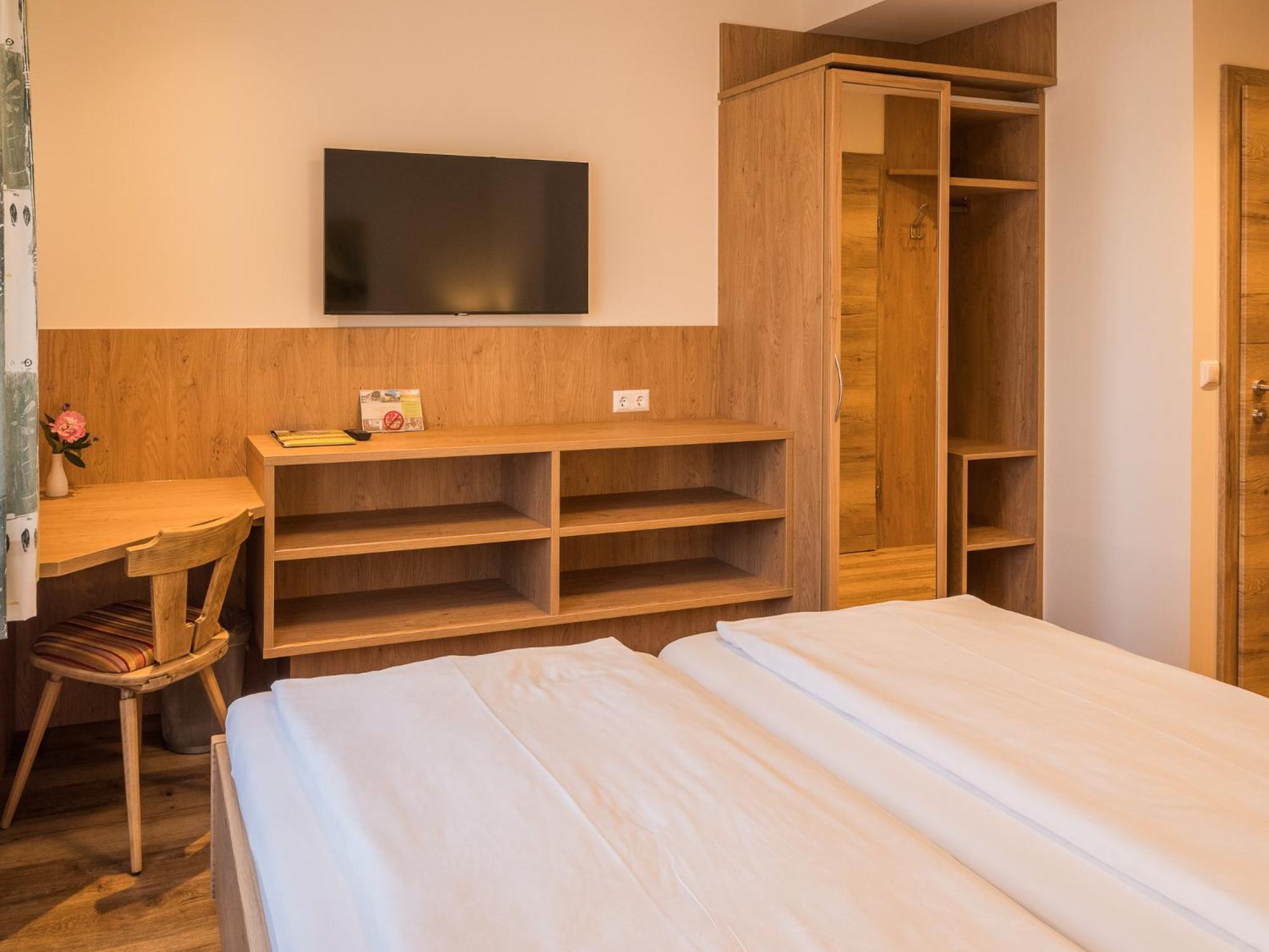 Pension Ehrenfried - Hotel Garni Kindberg Екстериор снимка