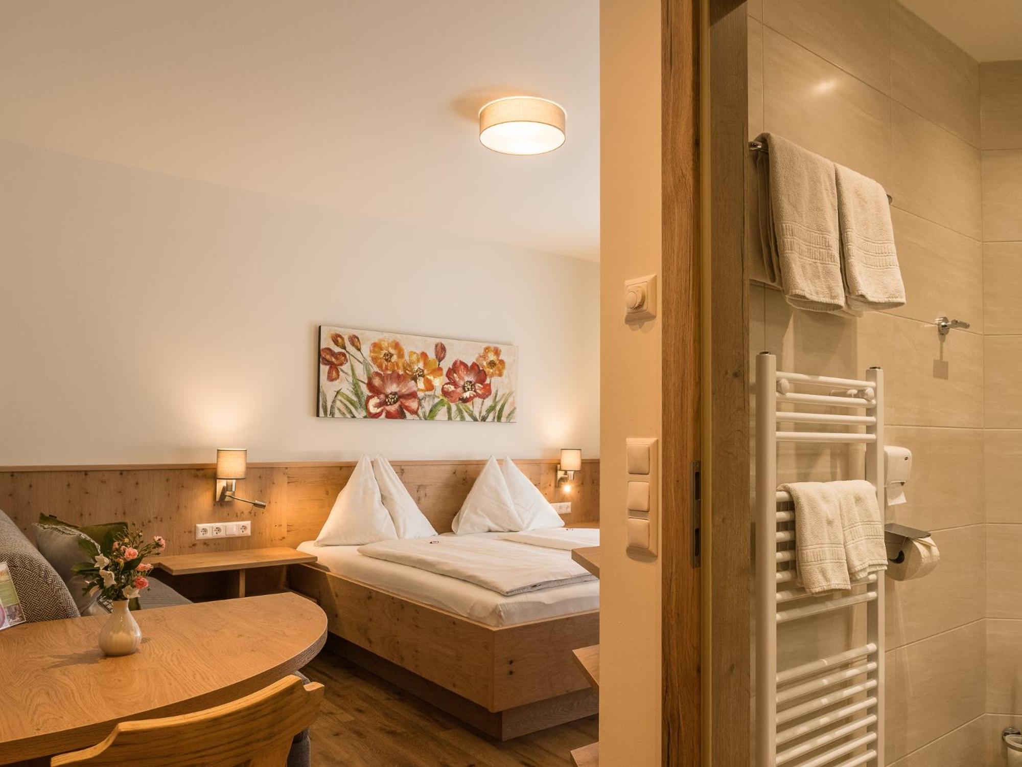 Pension Ehrenfried - Hotel Garni Kindberg Екстериор снимка