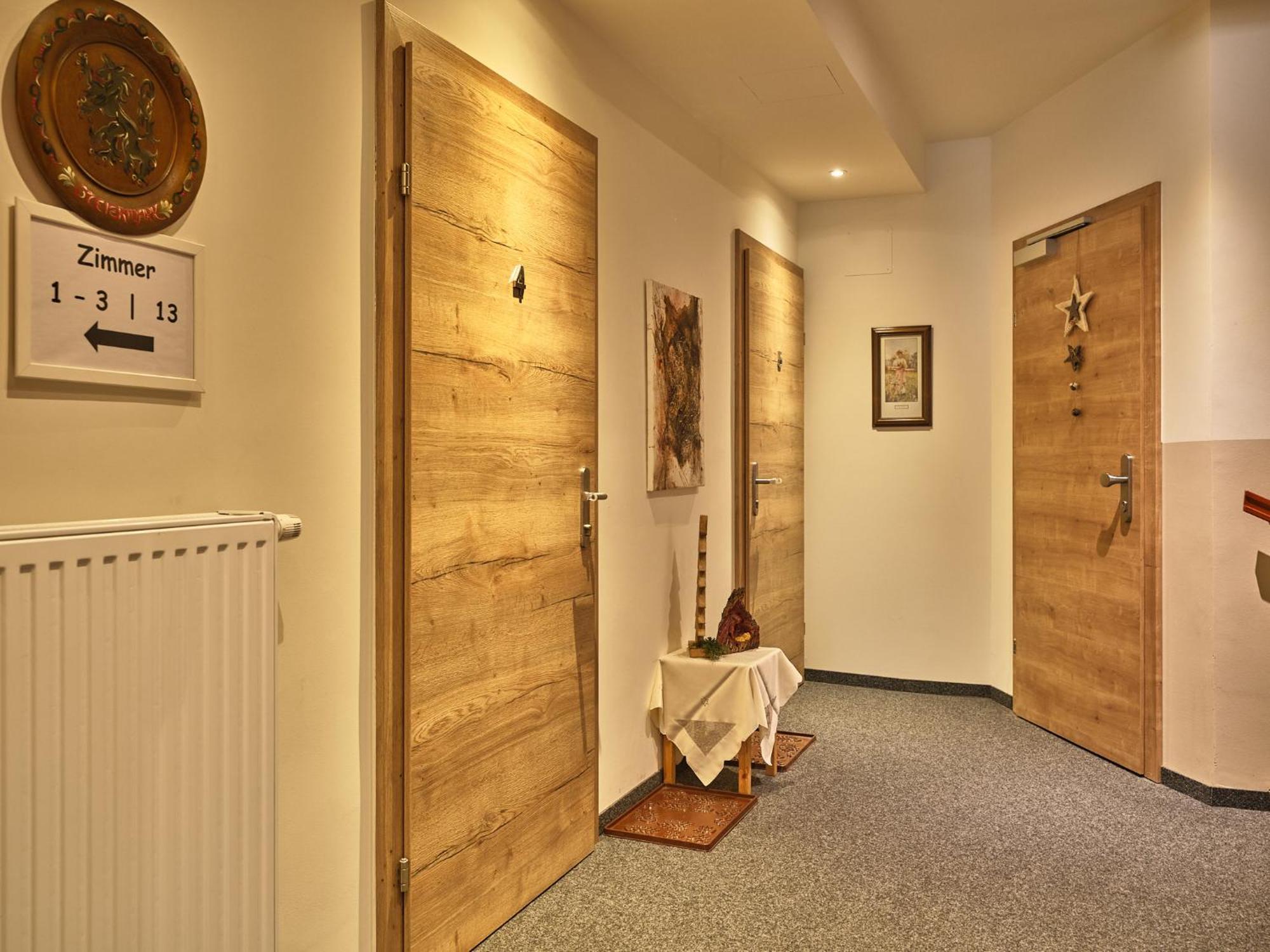 Pension Ehrenfried - Hotel Garni Kindberg Екстериор снимка