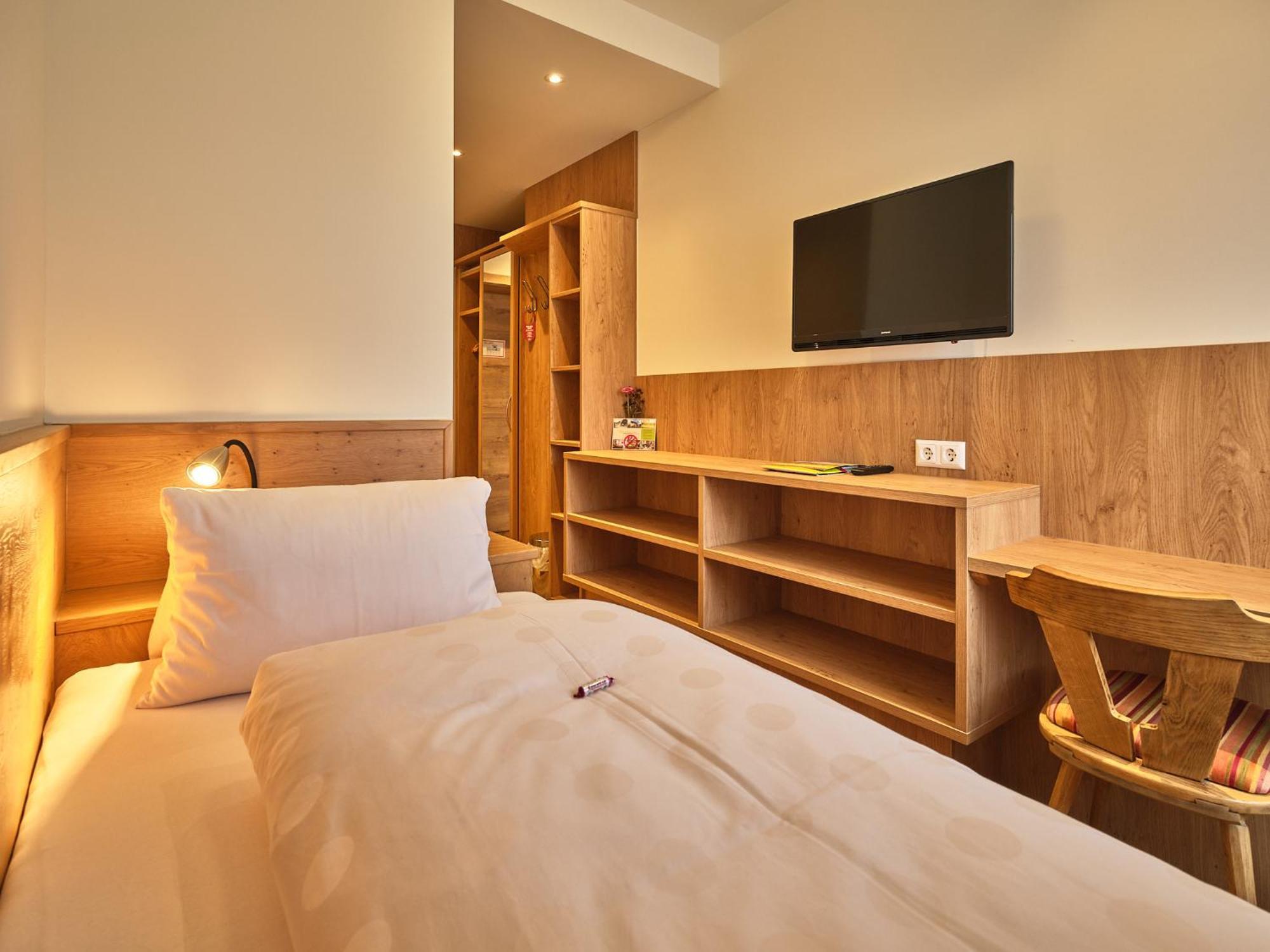 Pension Ehrenfried - Hotel Garni Kindberg Екстериор снимка