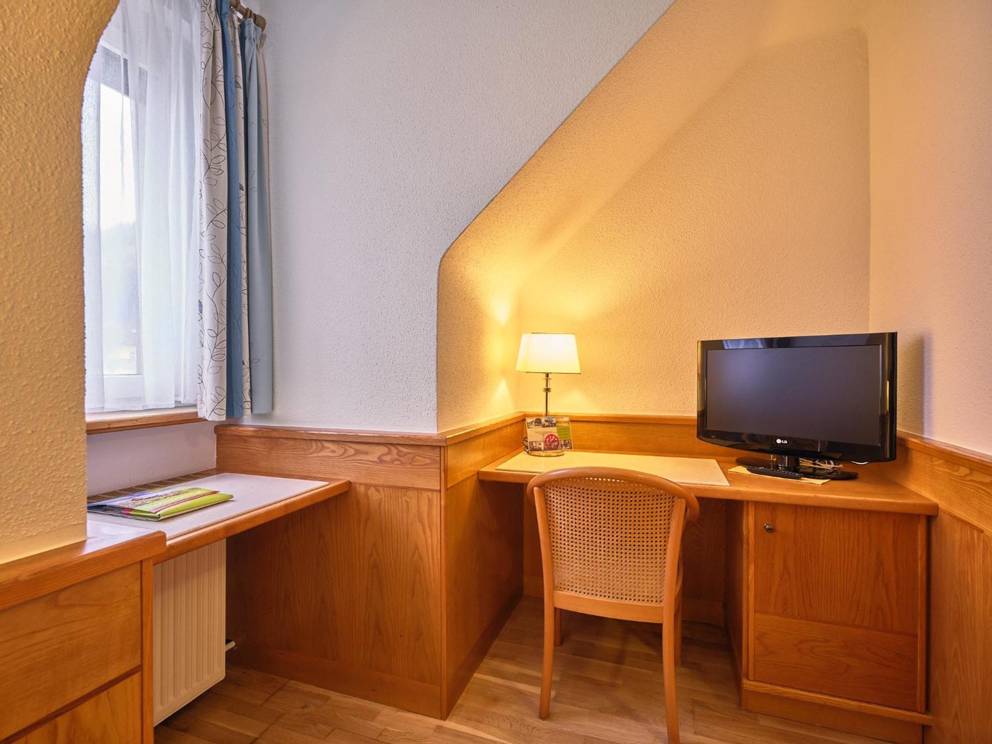 Pension Ehrenfried - Hotel Garni Kindberg Стая снимка