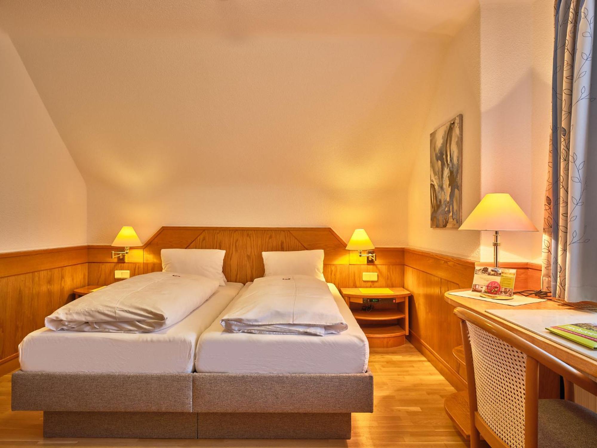 Pension Ehrenfried - Hotel Garni Kindberg Стая снимка